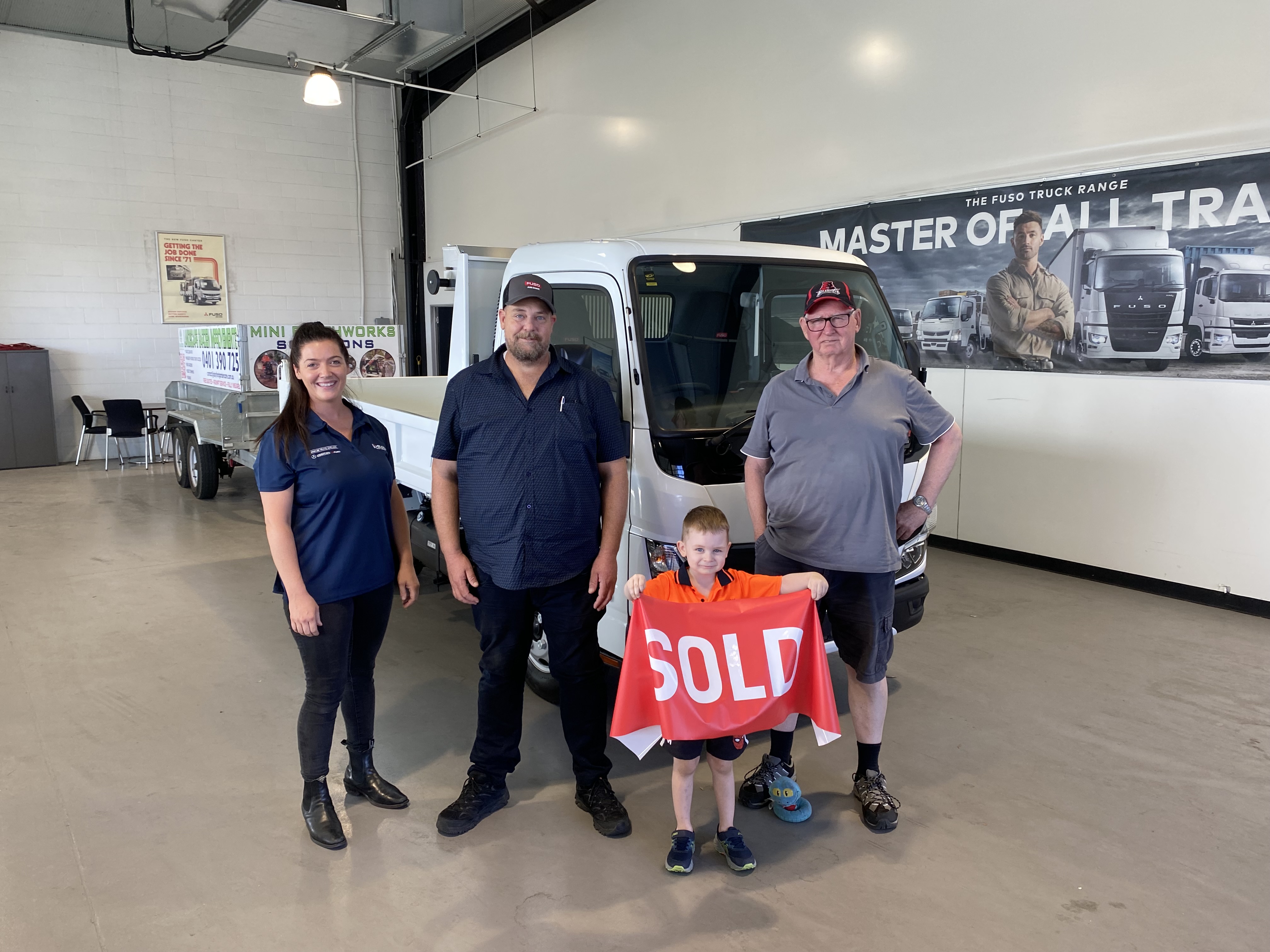 Fuso Canter 615 manual tipper